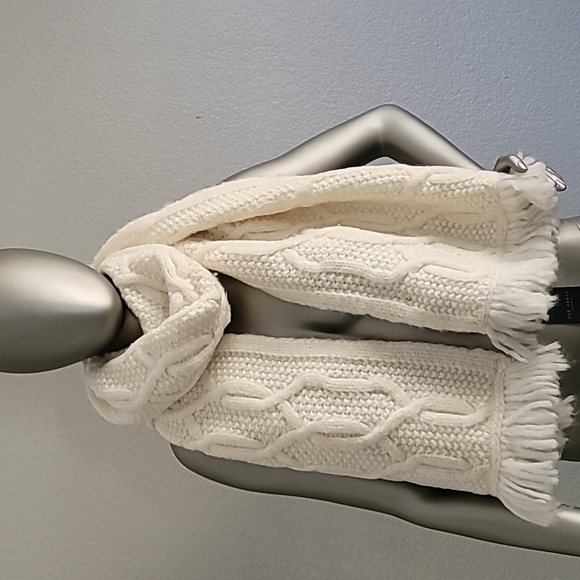 Ted Baker London Homerton Cable Knit Wool Blend Scarf Wrap Ivory O/S $139 - Picture 1 of 7